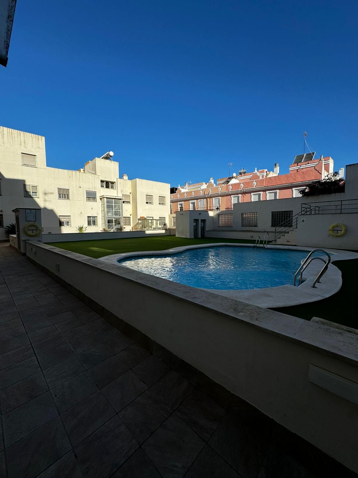Swimming pool of Flat for sale in Puerto Real  with Air Conditioner, Furnished and Oven