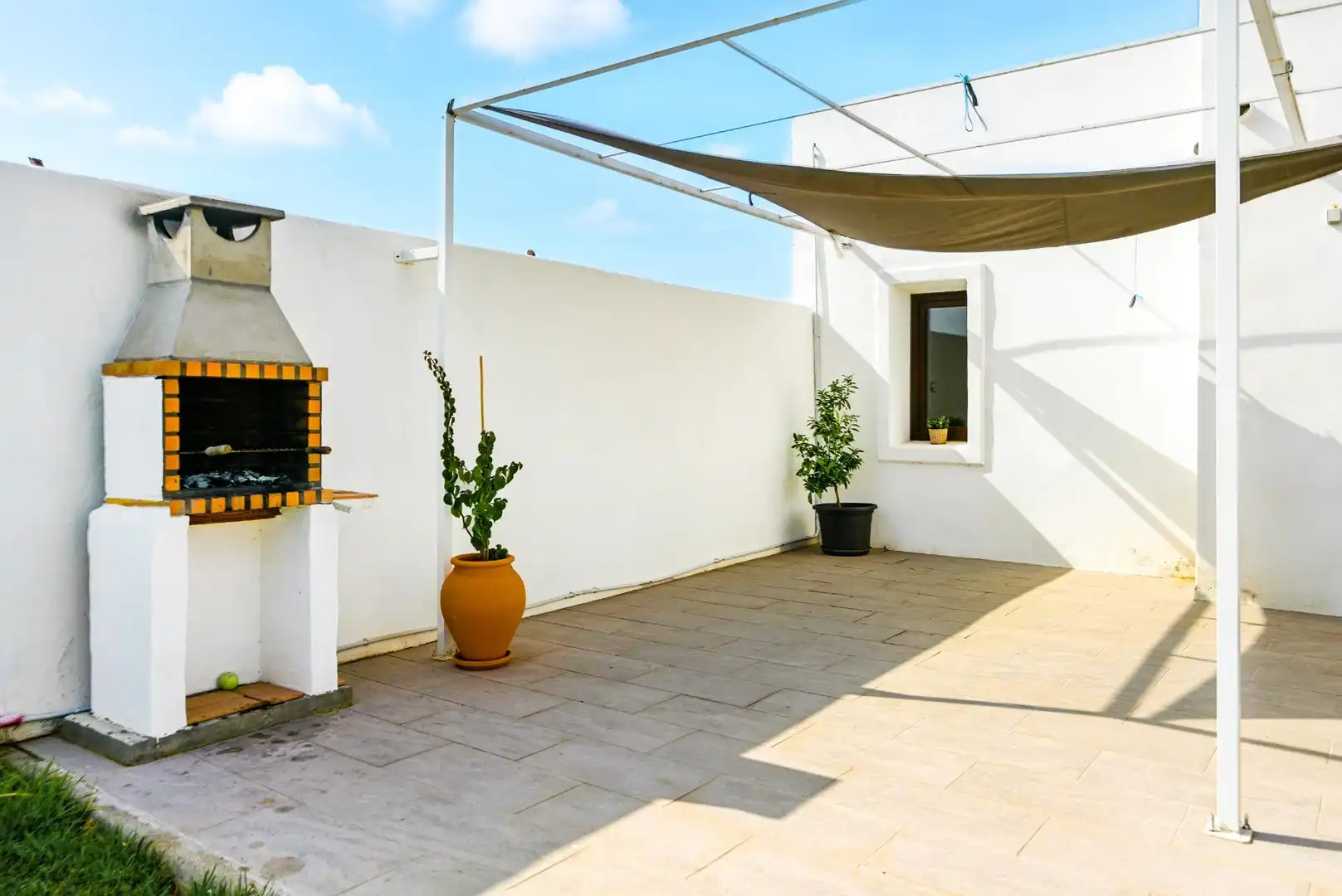 Terrassa de Casa o xalet en venda en Chiclana de la Frontera amb Jardí privat, Traster i Piscina