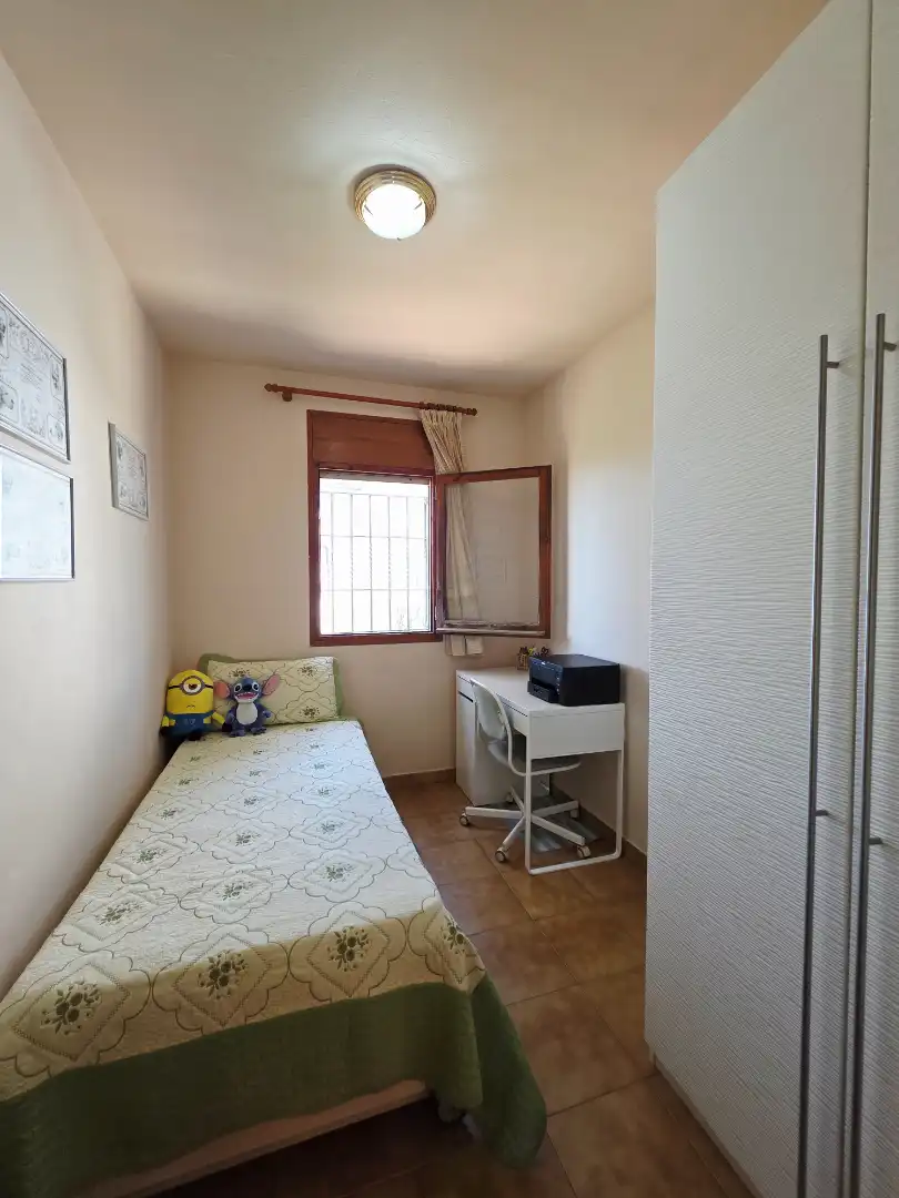 Dormitori de Casa o xalet en venda en Vallirana amb Aire condicionat, Calefacció i Jardí privat