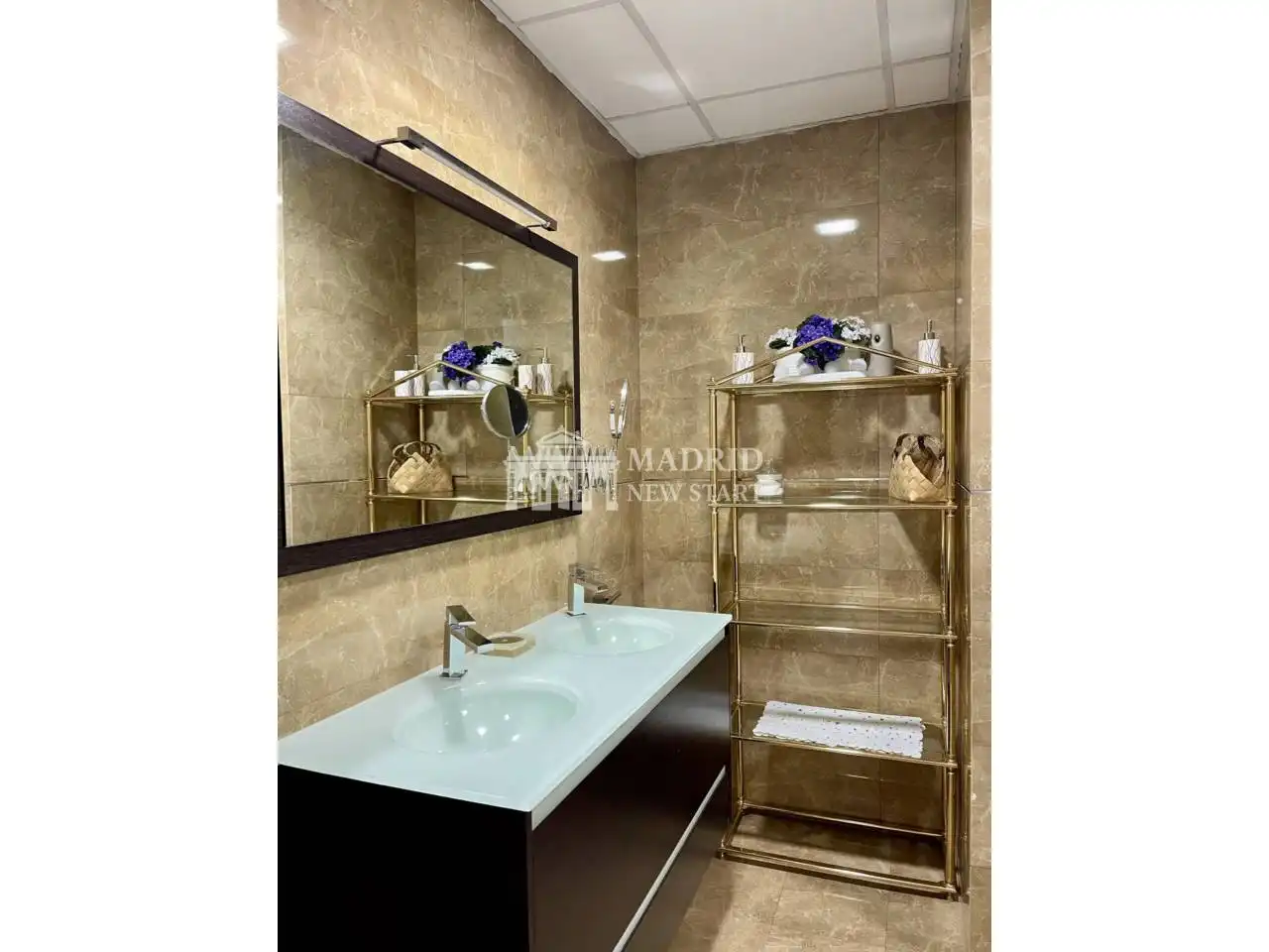 Badezimmer von Wohnung zur Miete in Madrid mit Klimaanlage, Heizung und Parkett