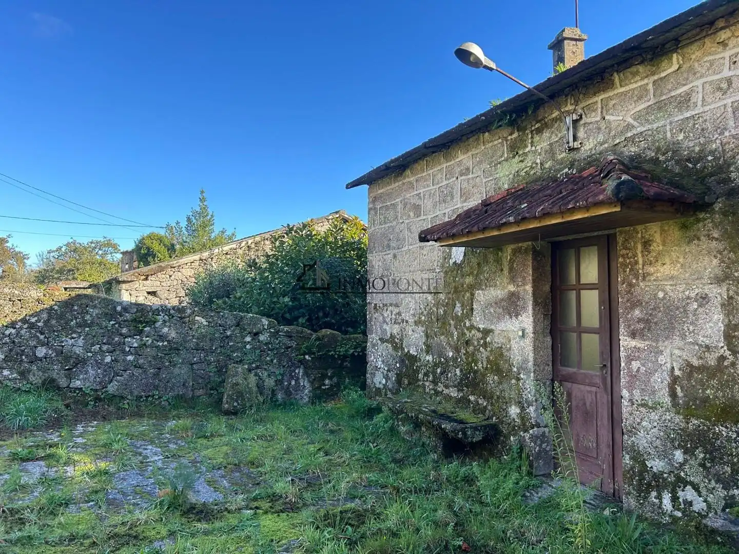 Vista exterior de Casa o xalet en venda en Cerdedo amb Jardí privat