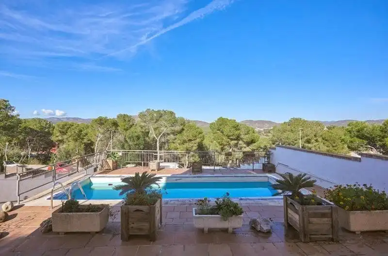 Piscina de Casa o chalet en venta en Sant Pere de Ribes con Calefacción, Terraza y Trastero