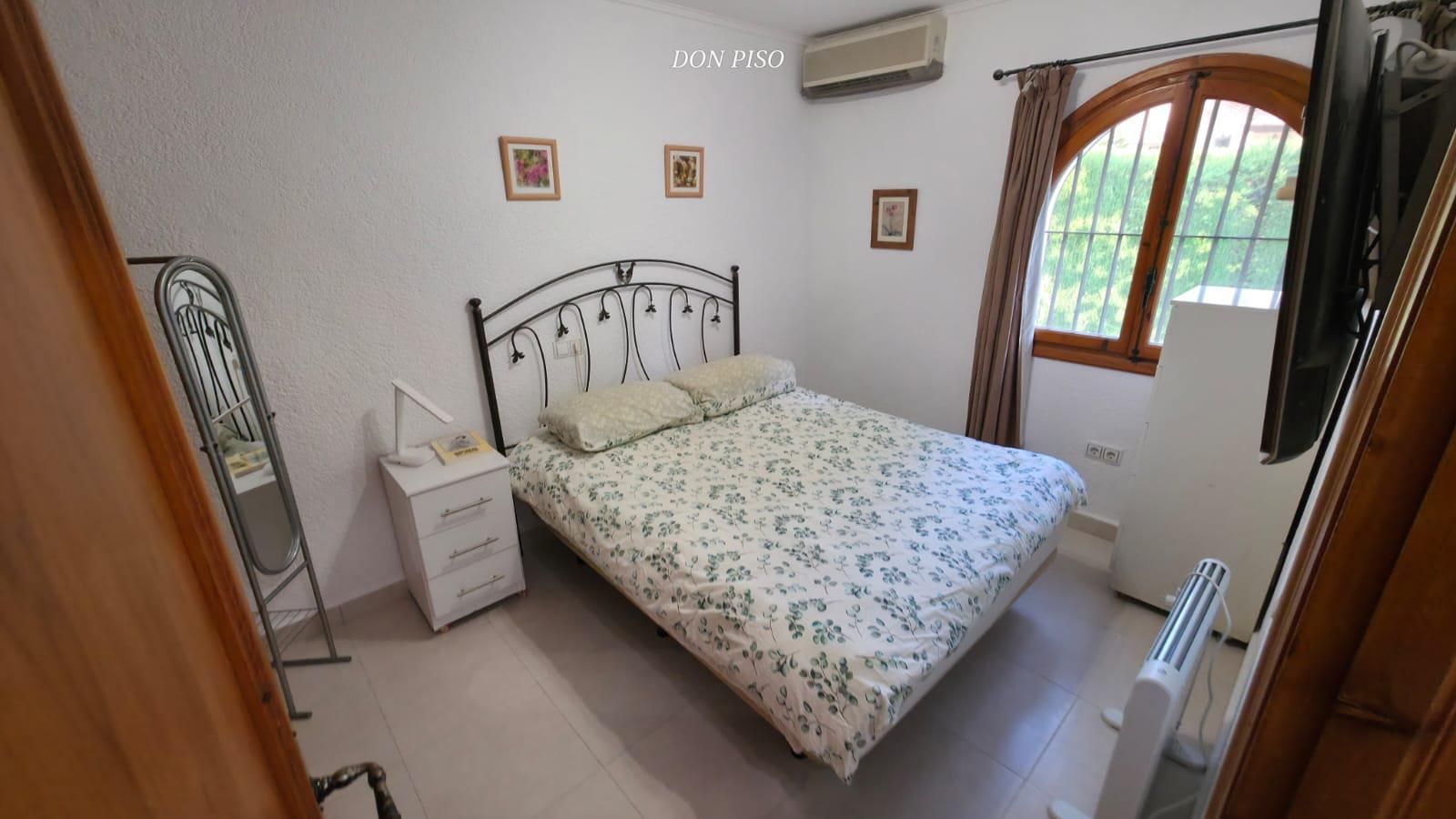 Bedroom of Single-family semi-detached for sale in Pedreguer  with Air Conditioner, Heating and Private garden