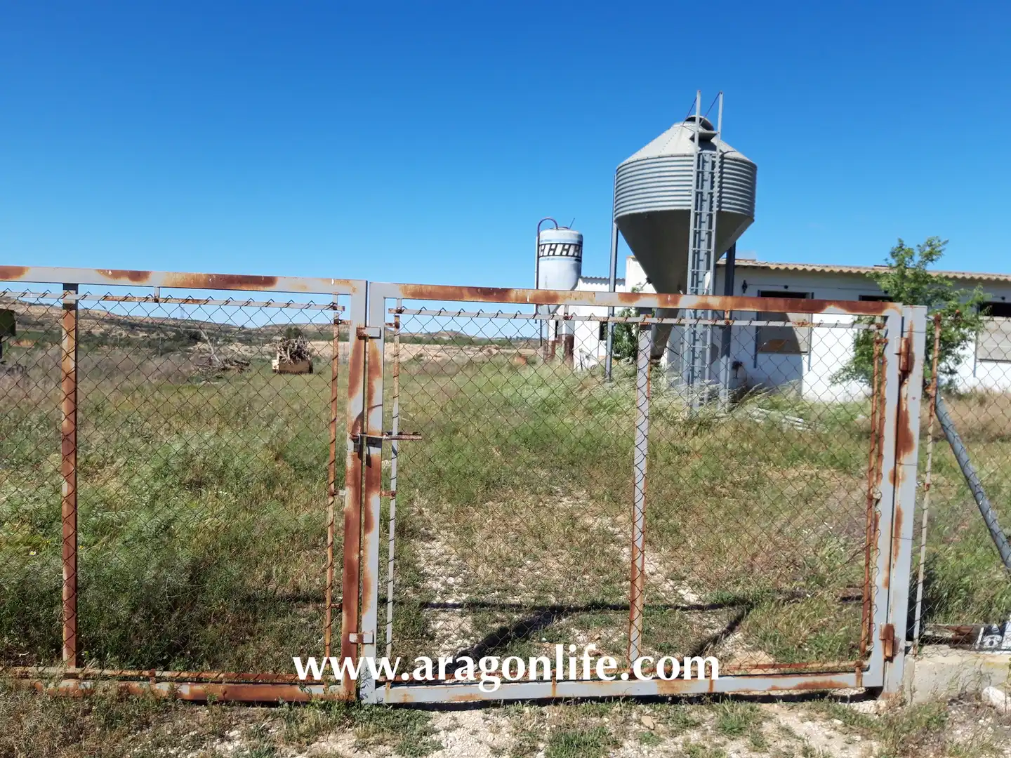 Nau industrial en venda en Fabara