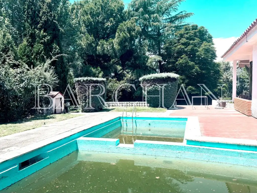 Piscina de Casa o chalet en venta en Boadilla del Monte con Jardín privado, Piscina y Lavadora