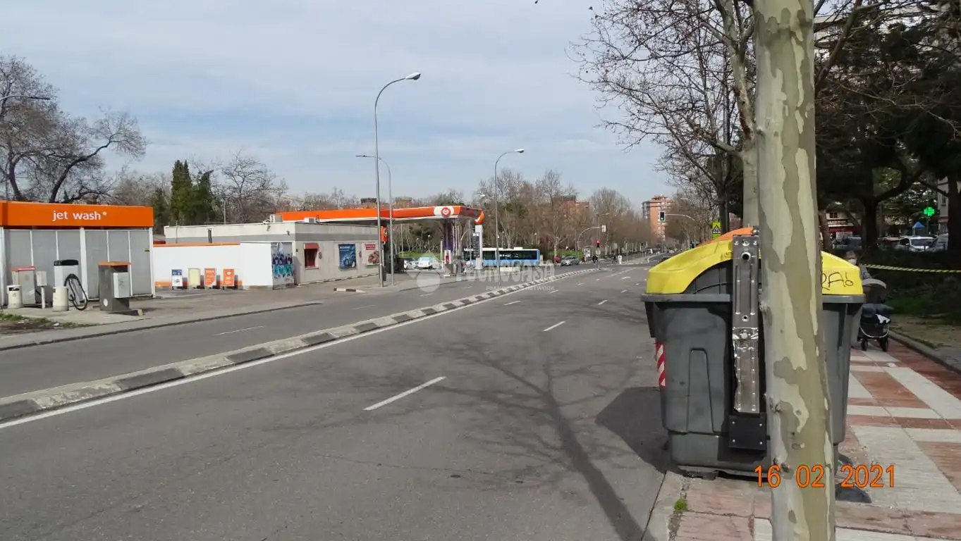 Vista exterior de Pis en venda en Madrid amb Aire condicionat i Calefacció