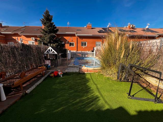 Casa-chalet en Alquiler en Calle Lago Como en Casco Histórico