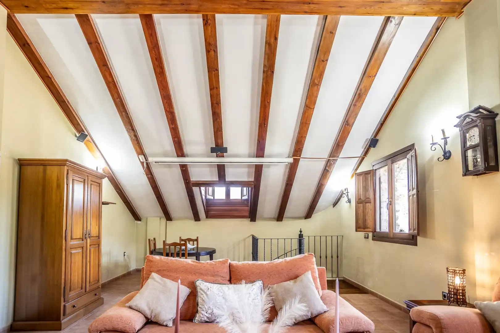 Sala d'estar de Casa o xalet en venda en Pedralba amb Aire condicionat, Calefacció i Jardí privat