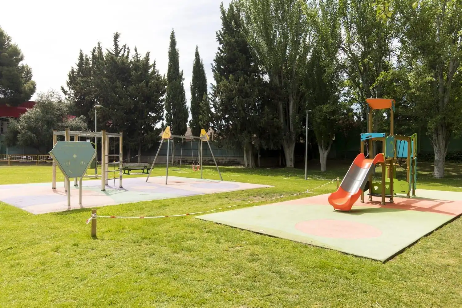 Jardín de Casa o chalet en venta en Zaragoza con Aire acondicionado, Calefacción y Jardín privado
