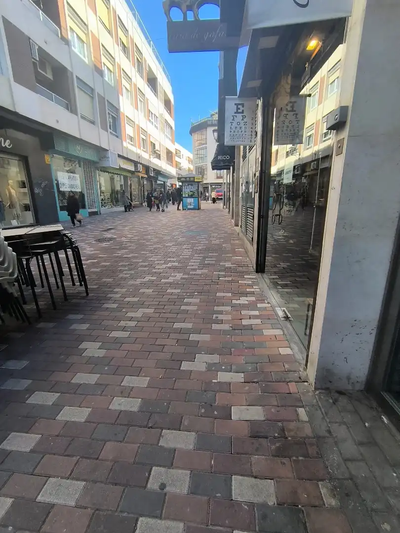 Business premises to rent in Calle Cruz, imagen 3