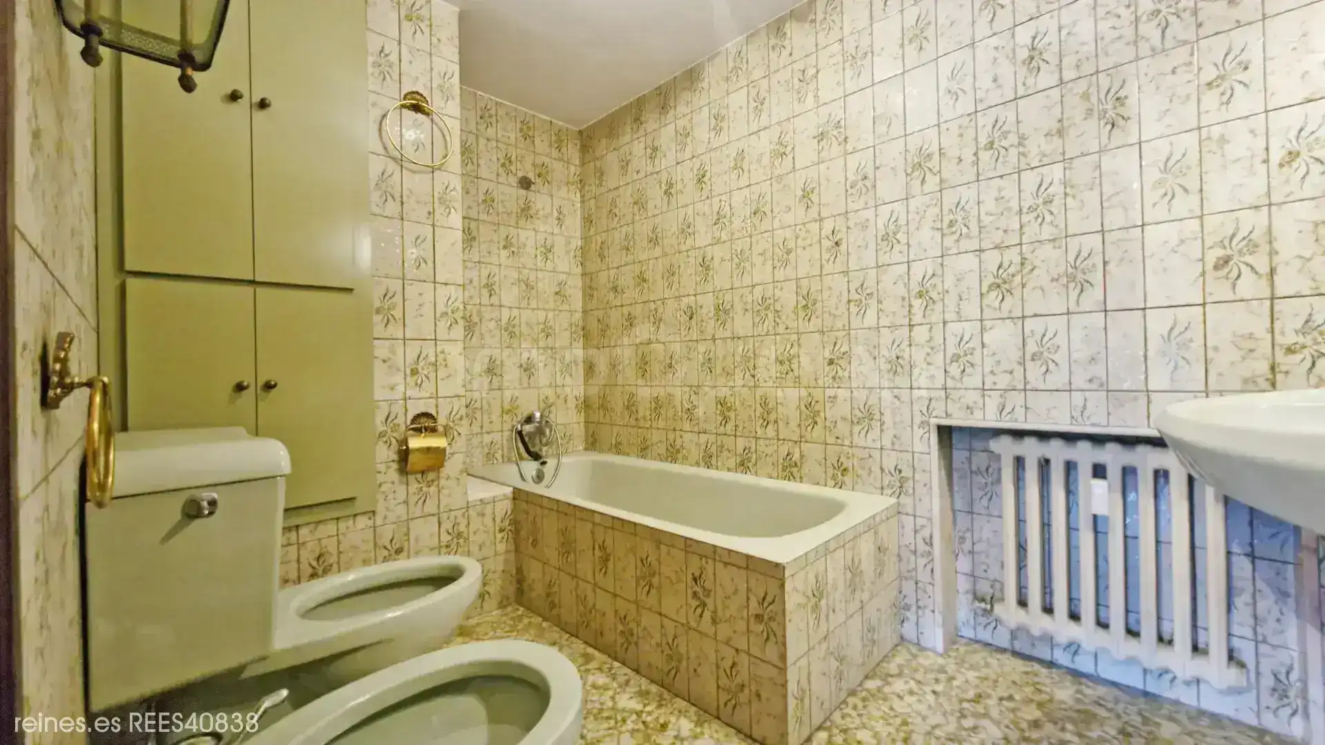 Baño de Piso en venta en Siero con Calefacción y Terraza