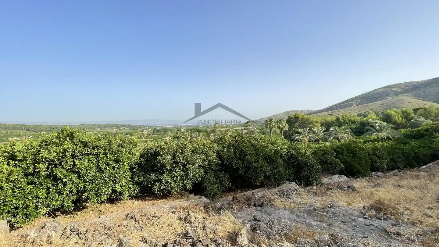 Finca rústica en venta en Carcaixent con Jardín privado, Terraza y Trastero