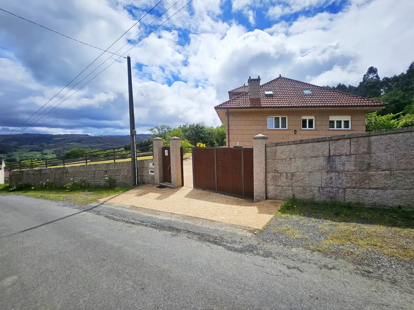 Casa o xalet en venda en Coristanco amb Calefacció, Jardí privat i Parquet