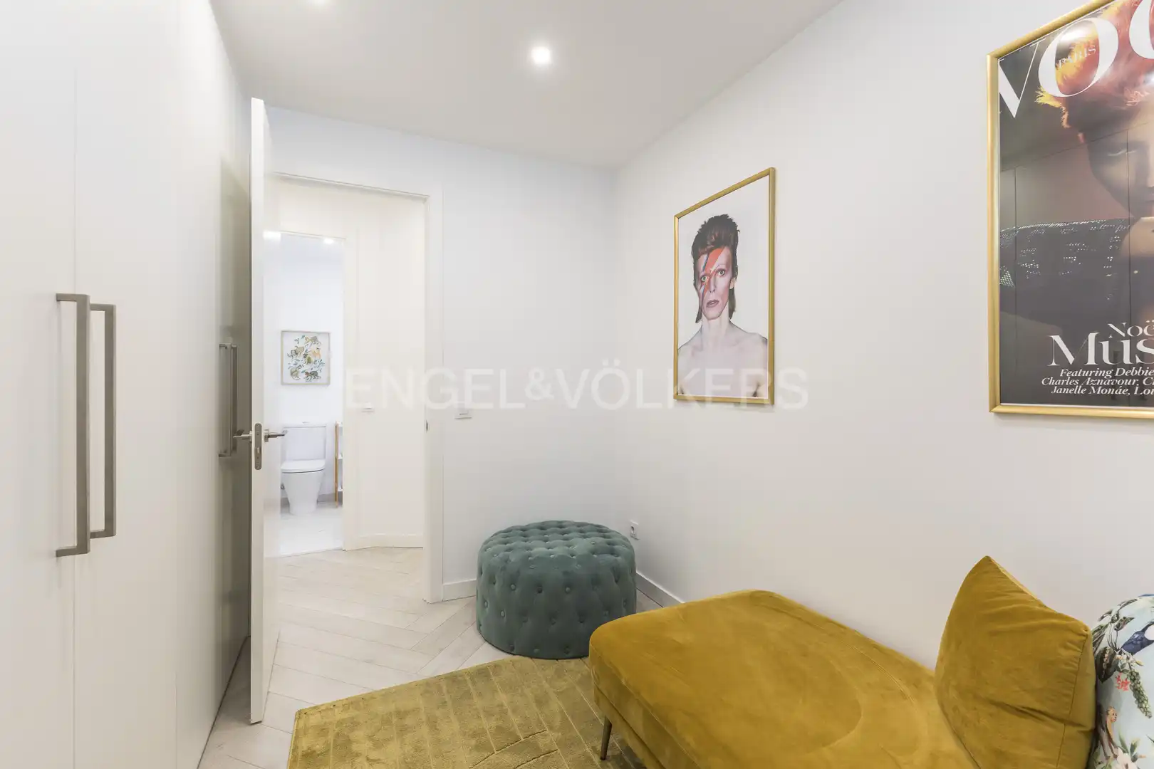 Bedroom of Flat for rent in Madrid  with Air Conditioner, Heating and Furnished