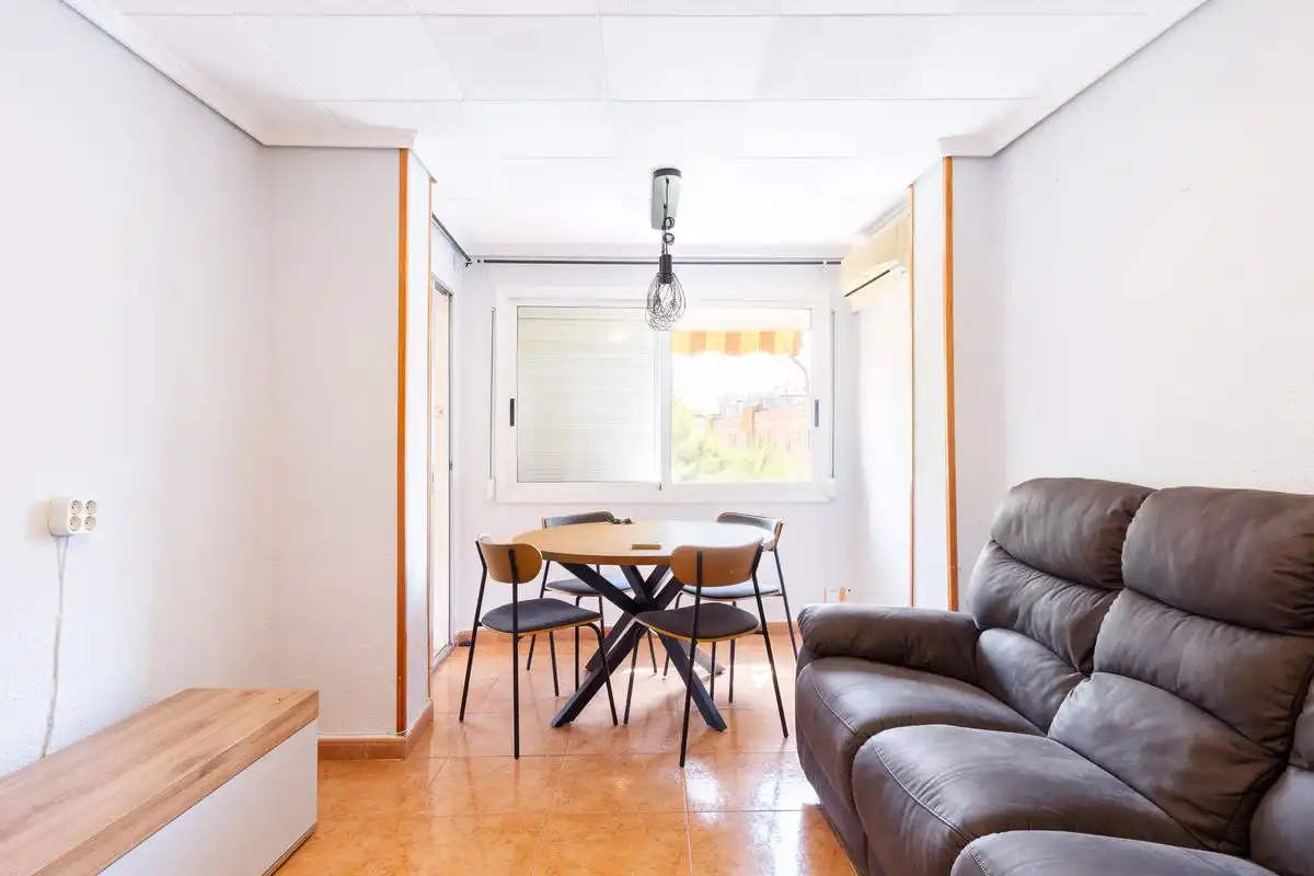 Flat for sale in Carrer Papa Pio Xii, imagen 2