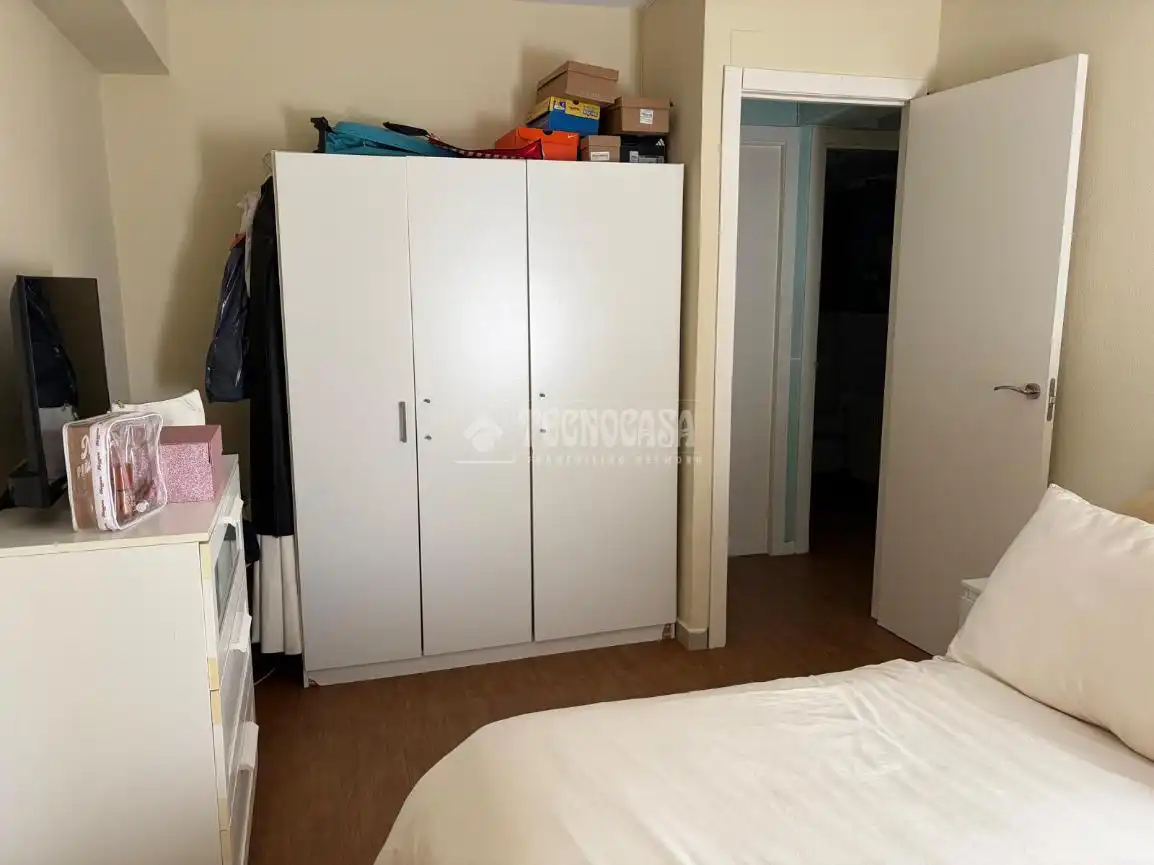 Bedroom of Flat for sale in Sevilla  with Air Conditioner