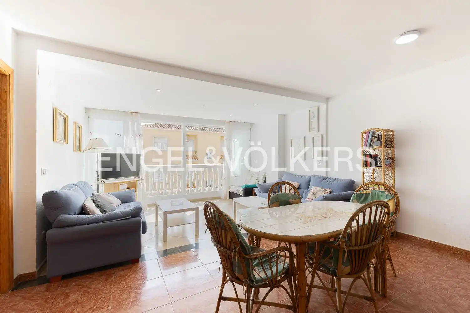 Vista exterior de Piso en venta en Sueca con Aire acondicionado, Calefacción y Jardín privado