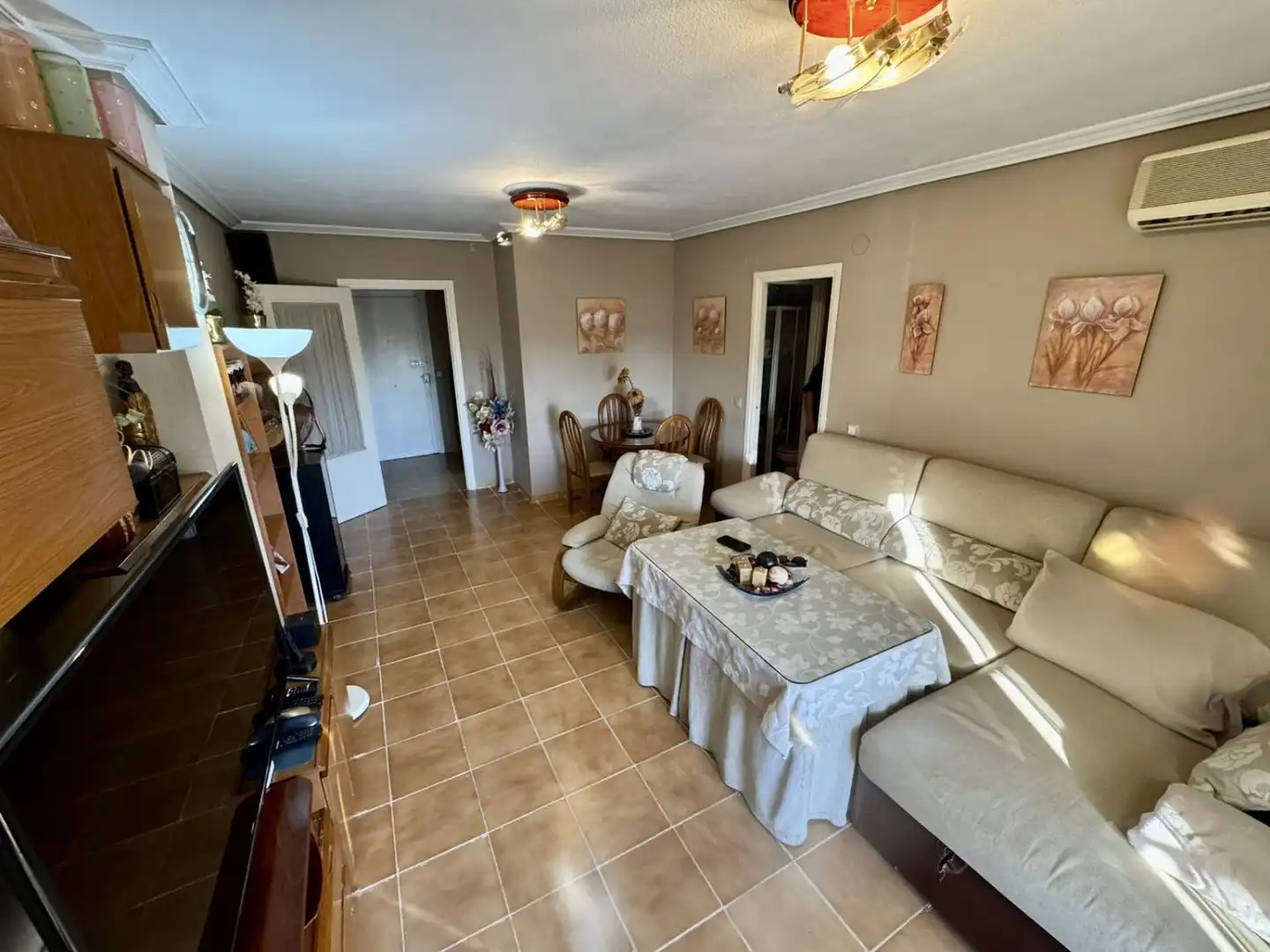 Living room of Flat for sale in Sevilla  with Air Conditioner and Terrace