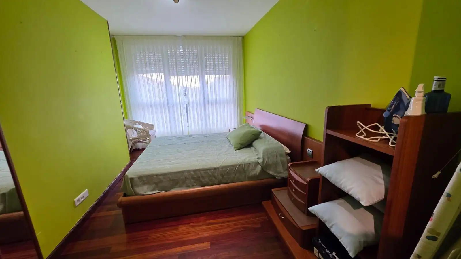 Habitación de Piso en venta en Castro-Urdiales con Calefacción, Terraza y Trastero