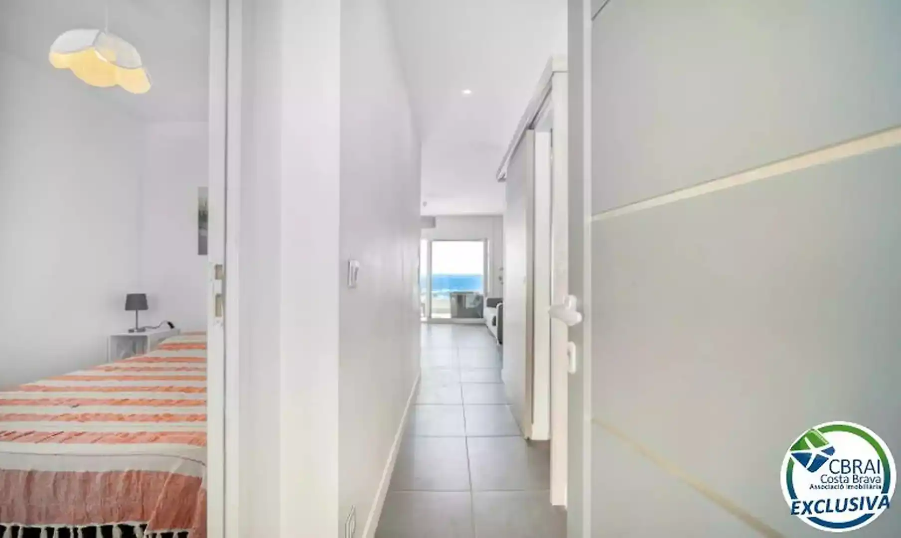 Wohnung zum Verkauf in Roses mit Klimaanlage, Heizung und Terrasse