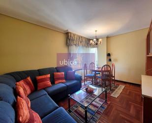 Living room of Apartment to rent in Vigo   with Heating, Parquet flooring and Furnished