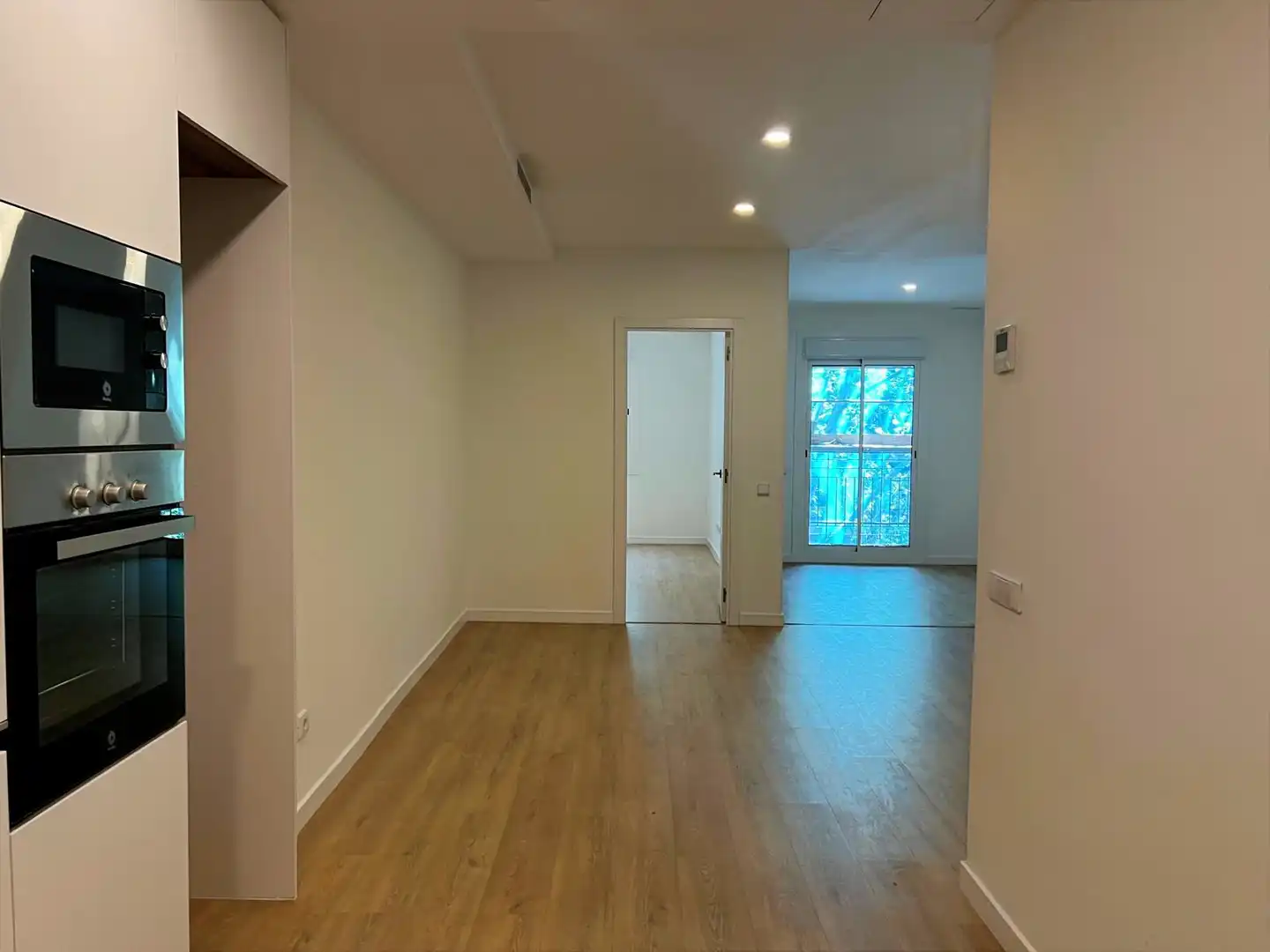 Wohnung zum Verkauf in Barcelona mit Klimaanlage, Heizung und Parkett
