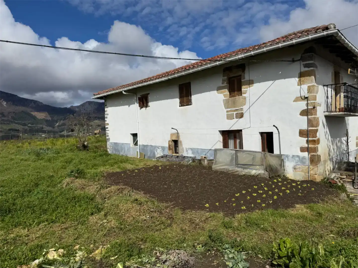 Vista exterior de Pis en venda en Aramaio