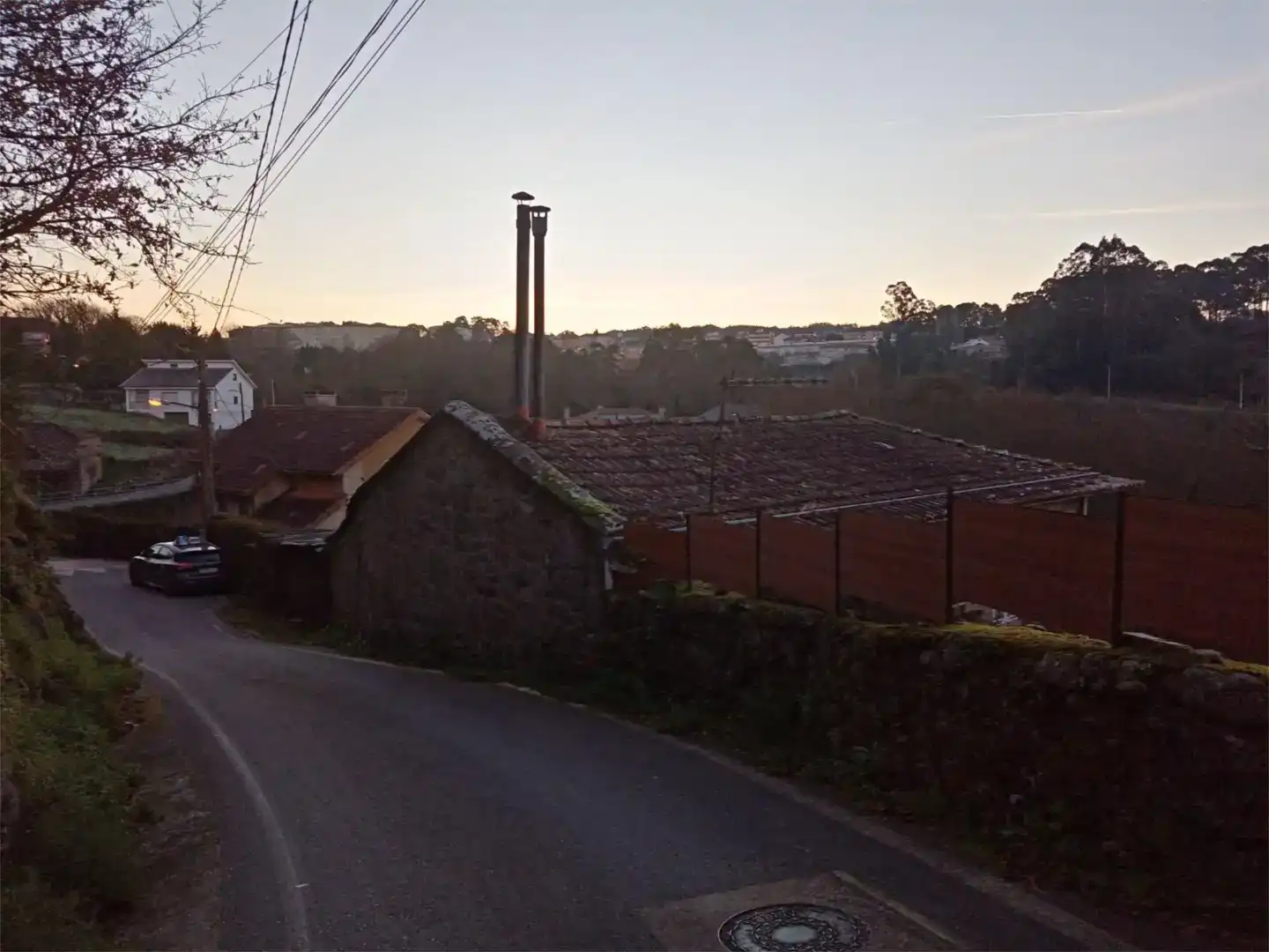 Vista exterior de Casa o xalet en venda en Pontevedra Capital  amb Jardí privat, Parquet i Traster