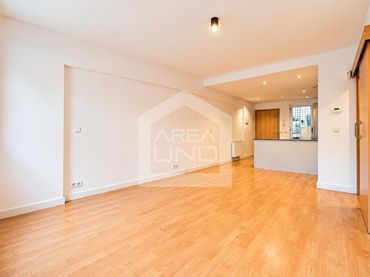Piso con ascensor en alquiler en Calle Liverpool