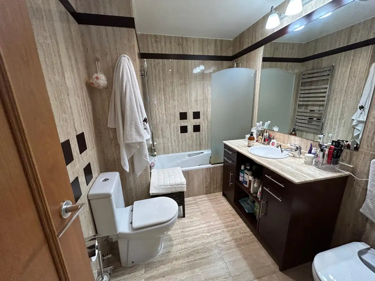 Baño de Piso en venta en Ciudad Real con Aire acondicionado, Calefacción y Amueblado