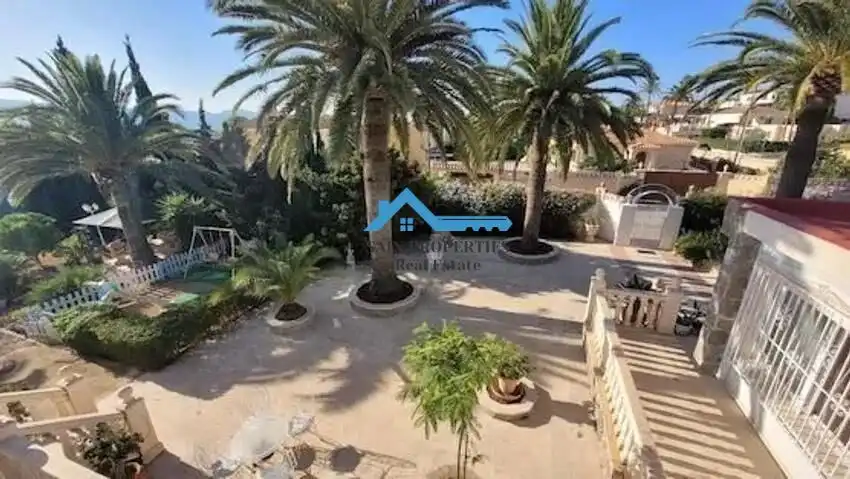 Exterior view of Houses for sale in L'Alfàs del Pi  with Air Conditioner, Heating and Private garden