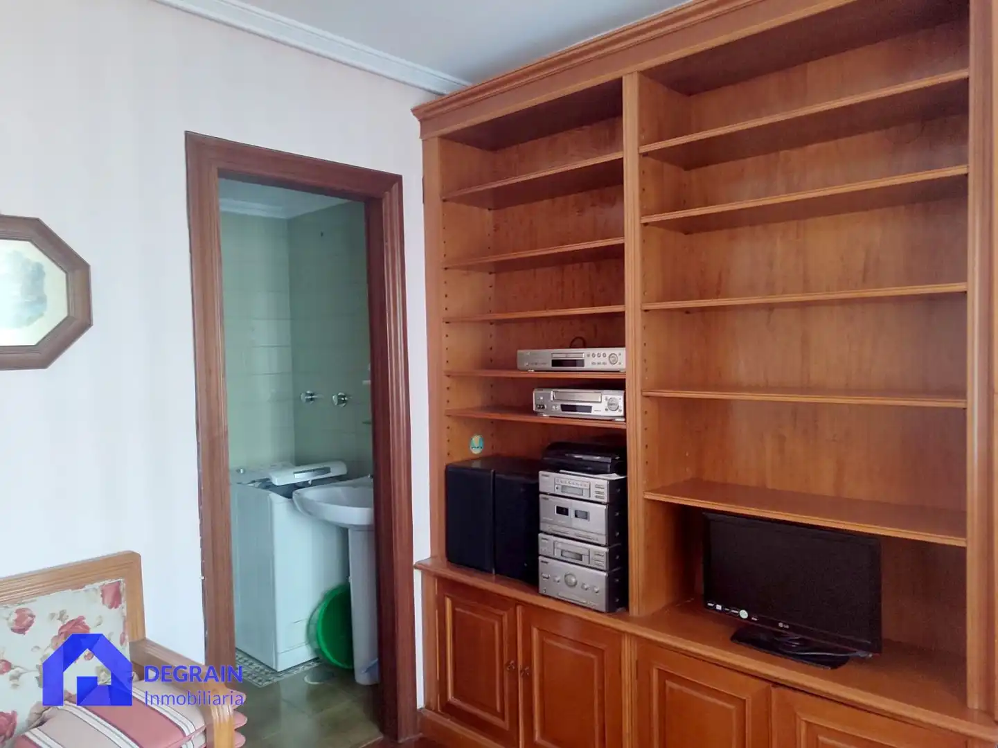 Habitación de Piso de alquiler en Oviedo  con Terraza y Trastero