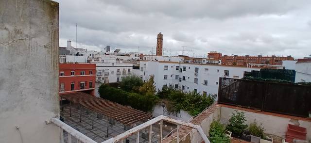 Dúplex en Venta en Calle Torrijiano en Doctor Barraquer - G. Renfe - Policlínico