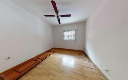 Flat for sale in  Madrid Capital  with Heating and Terrace