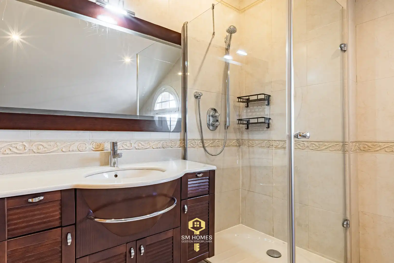 Baño de Casa adosada en venta en Coslada con Calefacción, Jardín privado y Terraza