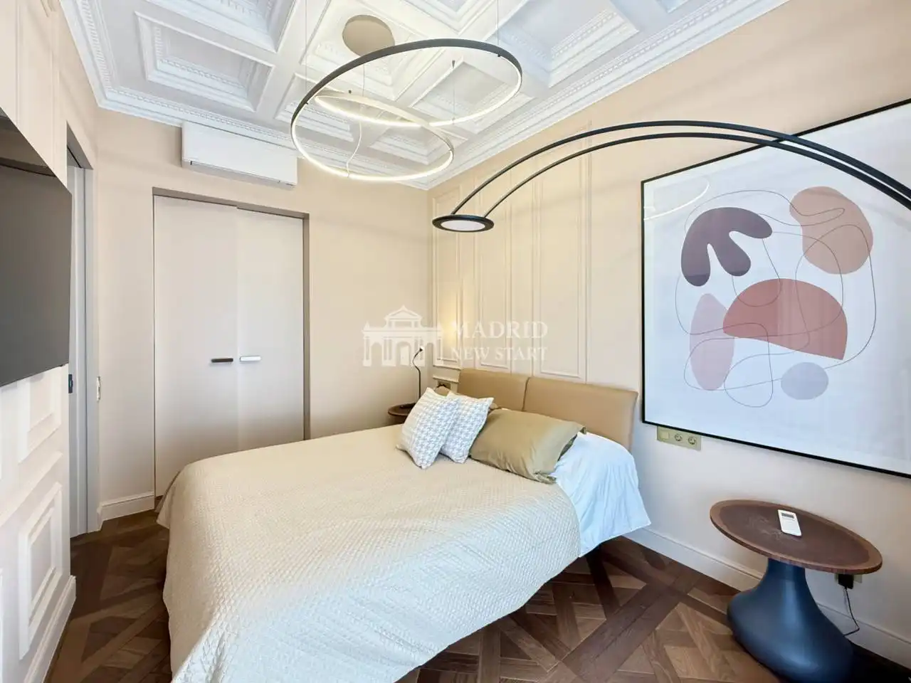 Schlafzimmer von Wohnung zur Miete in Madrid mit Klimaanlage, Heizung und Terrasse