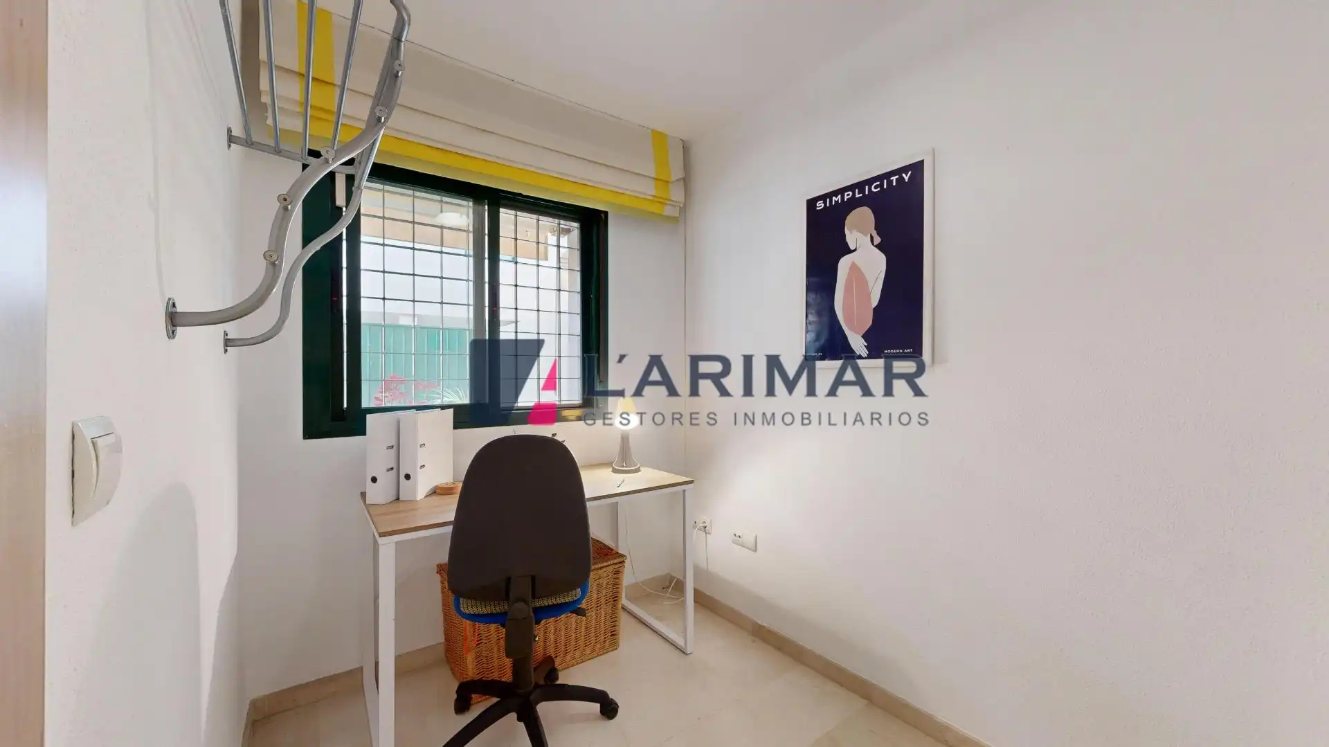Casa adosada en venta en Alicante / Alacant con Aire acondicionado, Jardín privado y Terraza