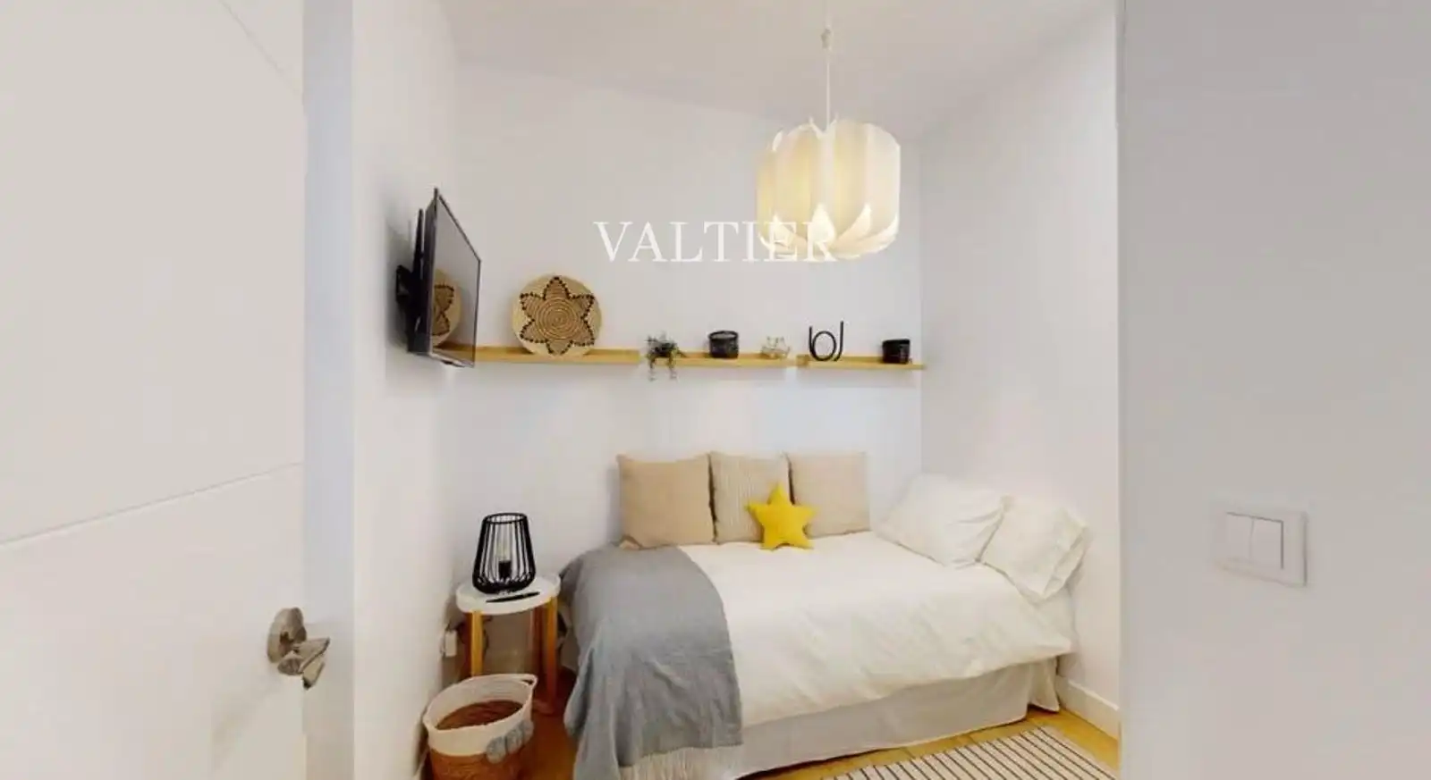 Bedroom of Flat for rent in Madrid  with Furnished