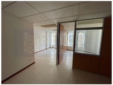 Ufficio con ascensore in affitto a Centro