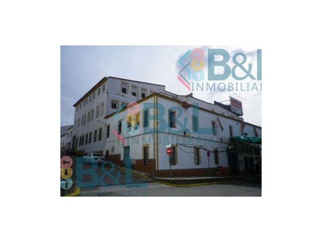 Nave industrial en Venta en Rosal de la Frontera