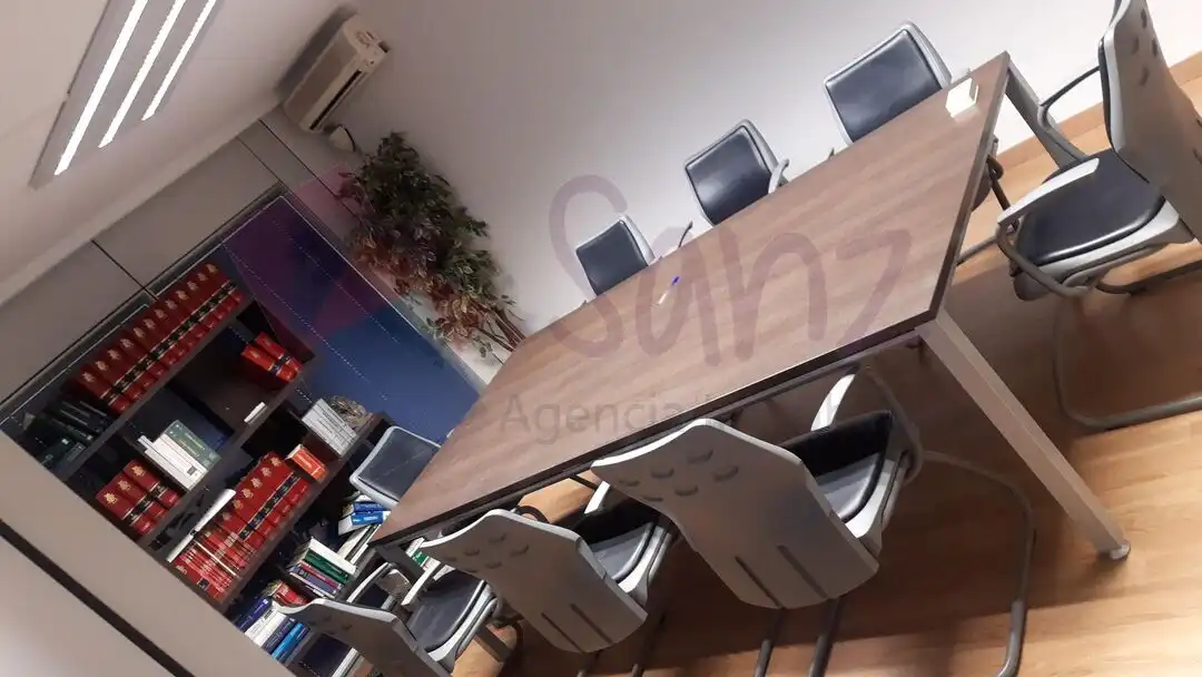 Ufficio con ascensore in vendita a Avenida República Argentina, imagen 7