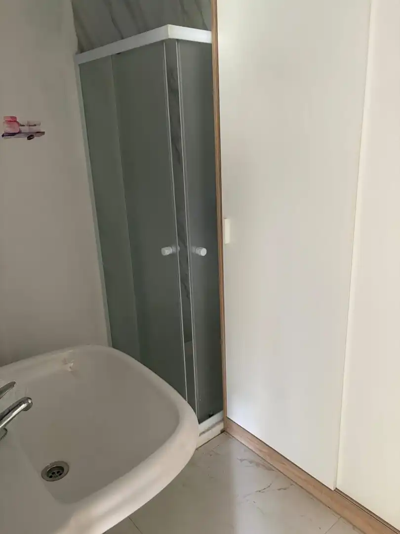 Badezimmer von Grundstücke zum Verkauf in  Logroño