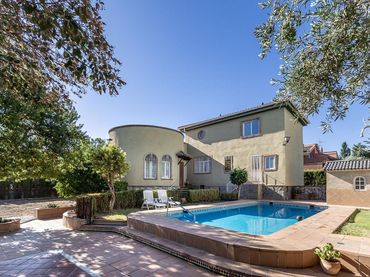 Villa avec piscine à vendre à Calle del Arache