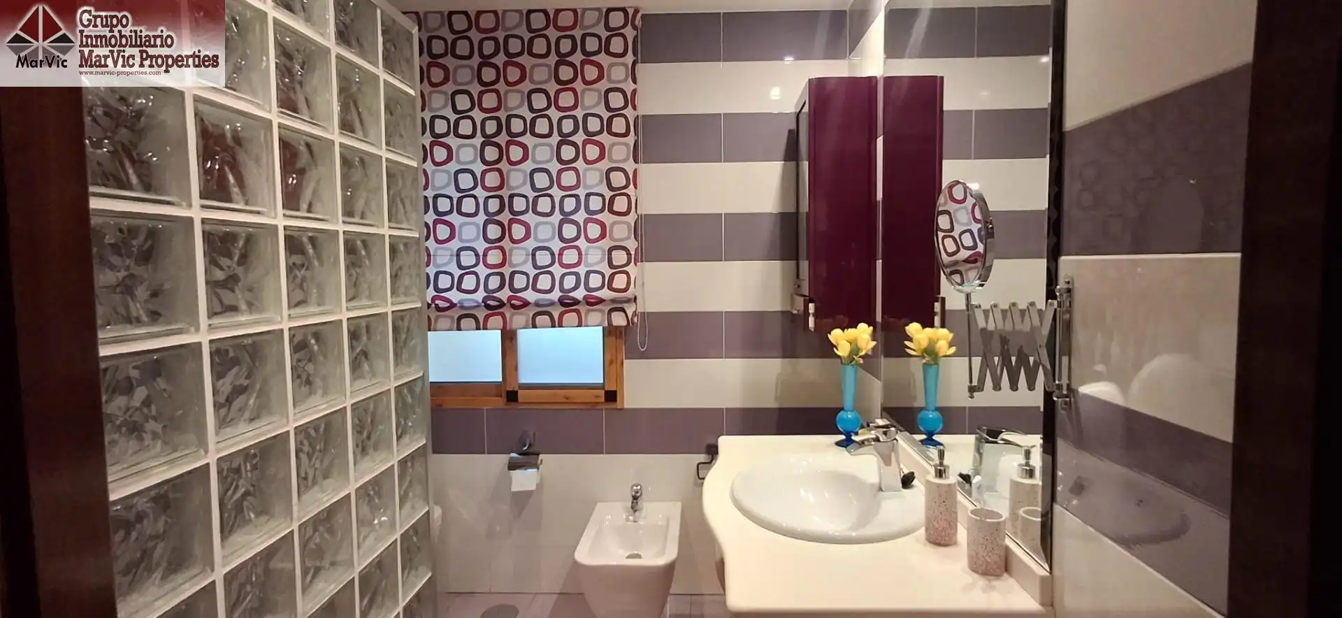 Bany de Casa o xalet en venda en Benidorm amb Aire condicionat, Jardí privat i Terrassa