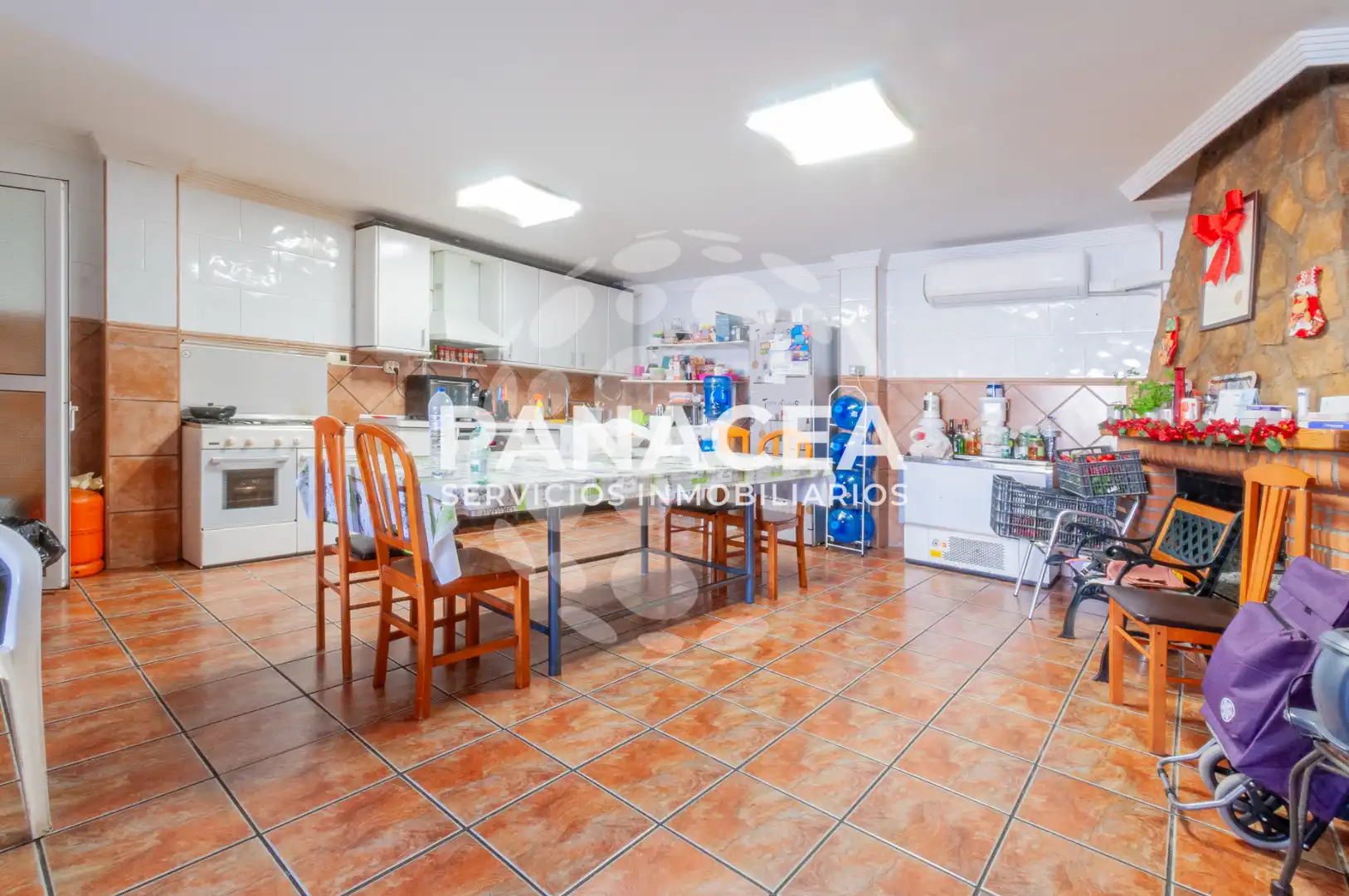 Kitchen of Houses for sale in Roquetas de Mar  with Air Conditioner, Terrace and Furnished