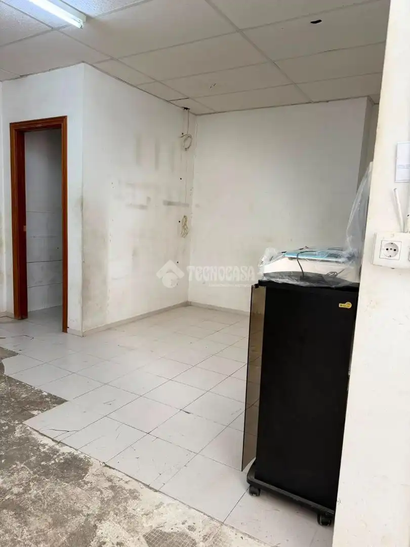 Local comercial en venda a Sur, imagen 6