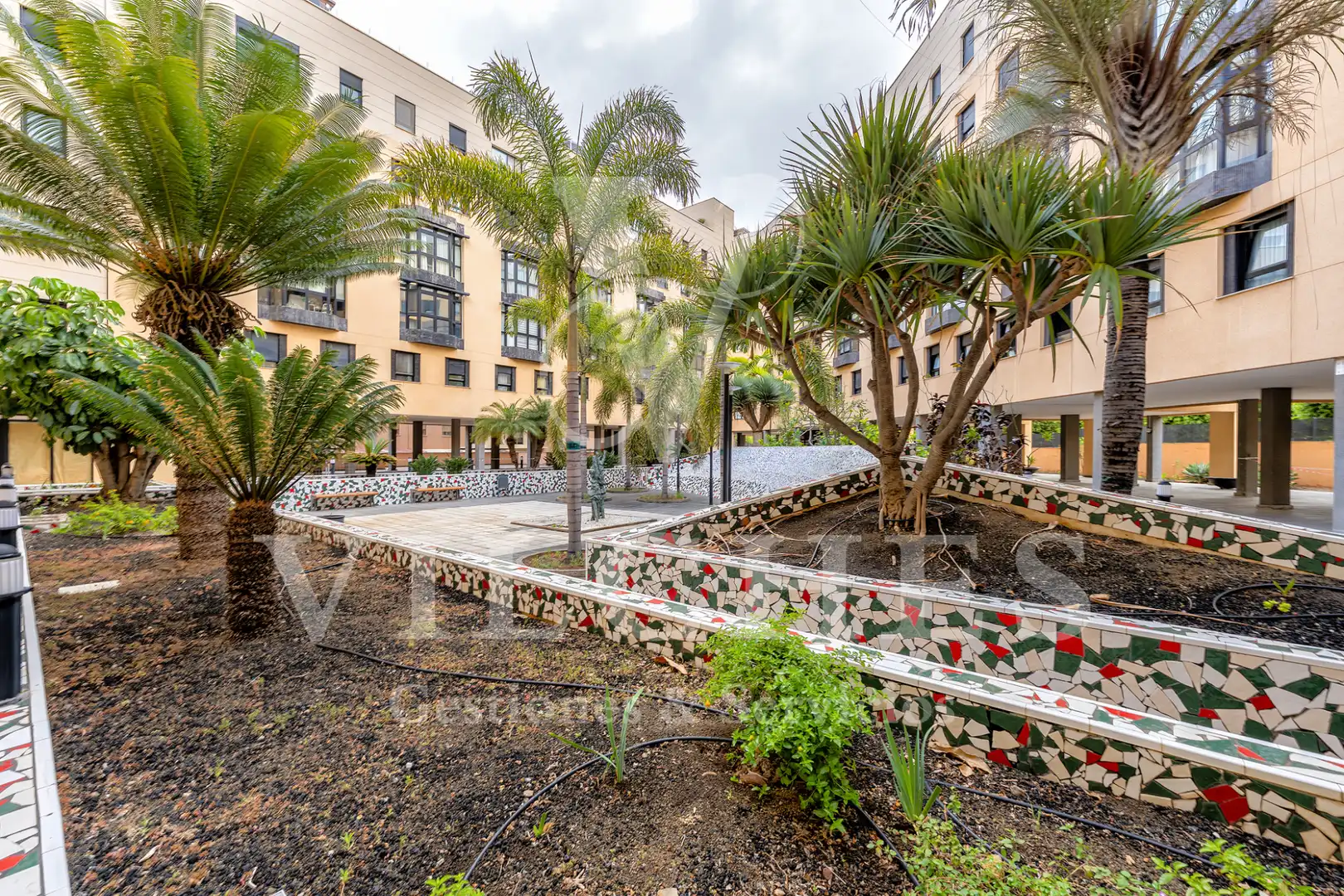Vista exterior de Dúplex de alquiler en Las Palmas de Gran Canaria con Trastero