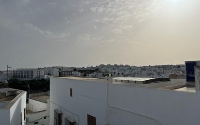 Vista exterior de Casa o xalet en venda en Vejer de la Frontera amb Terrassa, Moblat i Balcó