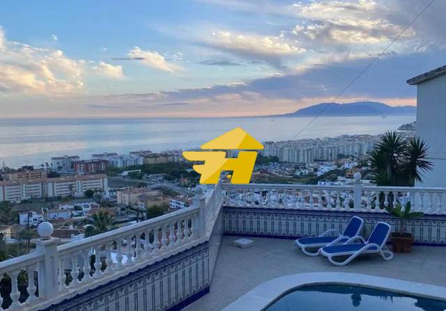 Casa-chalet en Alquiler en Calle la Mancha en Lo Cea