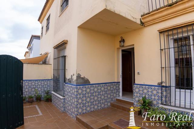 Casa-chalet en Venta en Las Palmeras - Dehesilla